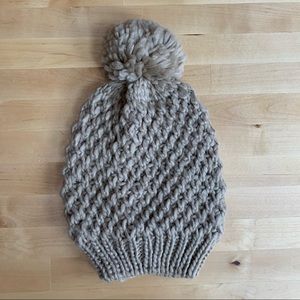 Old Navy Sweater-Knit Pom-Pom Hat